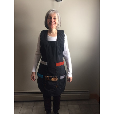Weighted textured apron